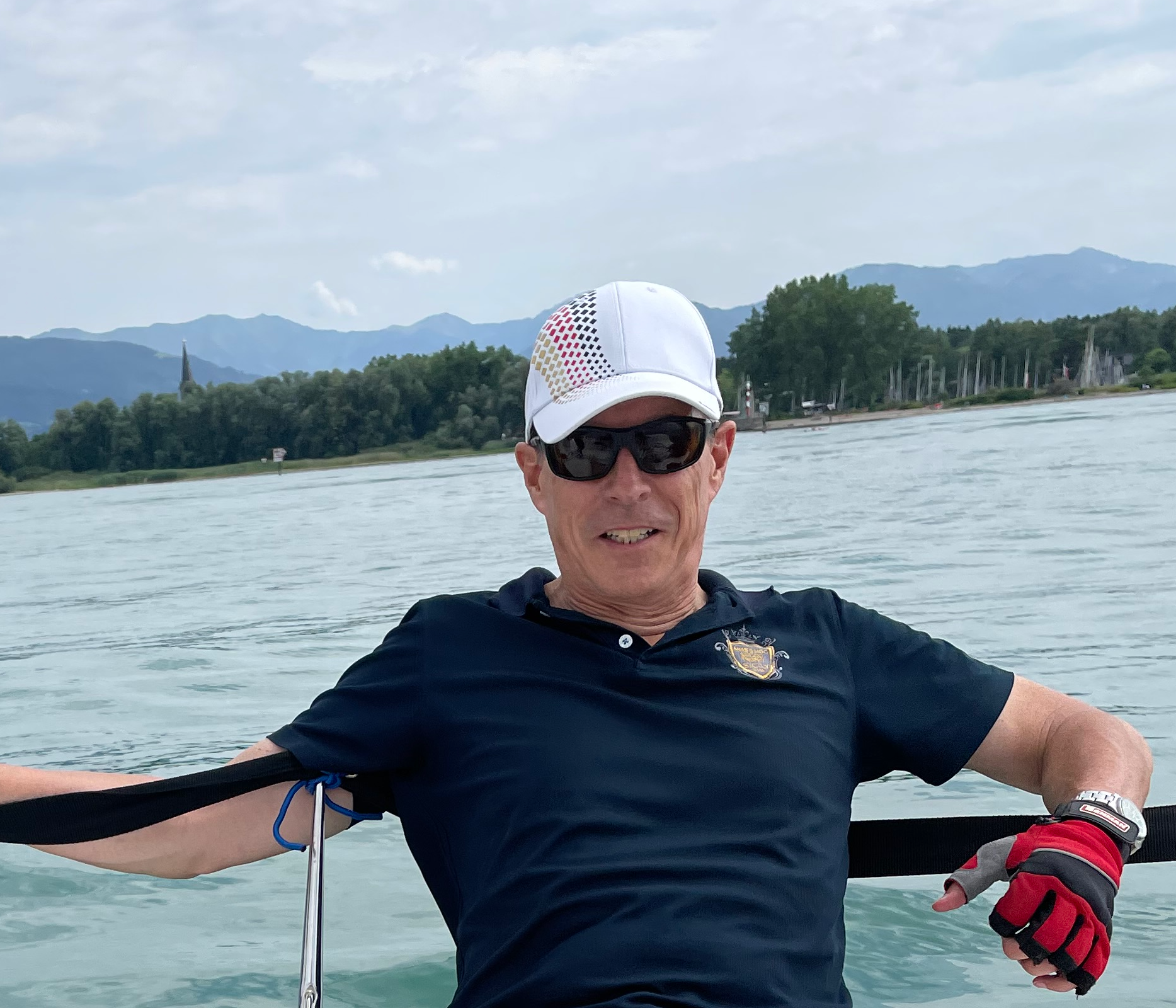 Die Deutsche Baseballcap schützt beim Segeln vor der Sonne