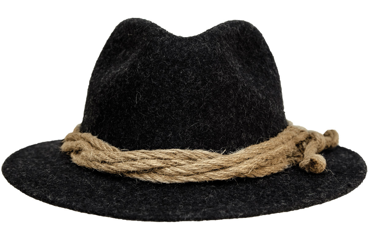 Berg-Hut - R104-008